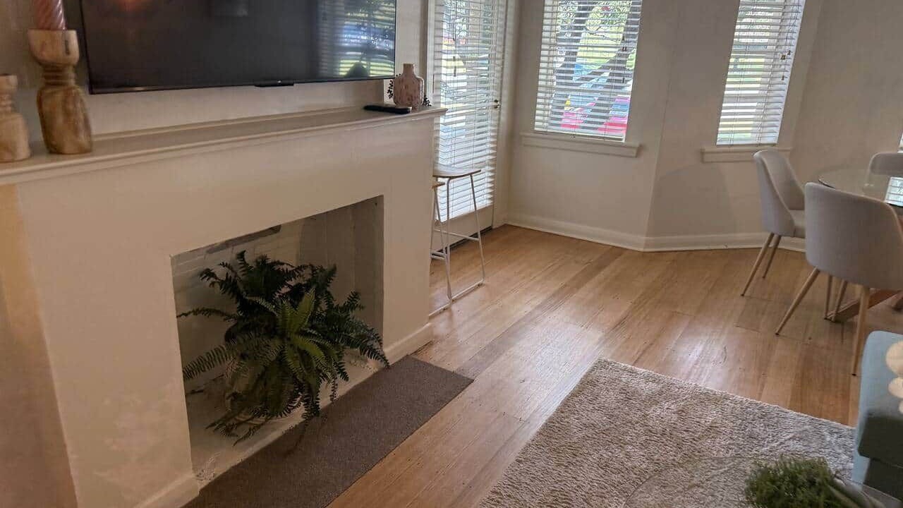 Photo of Livingroom in East Melbourne