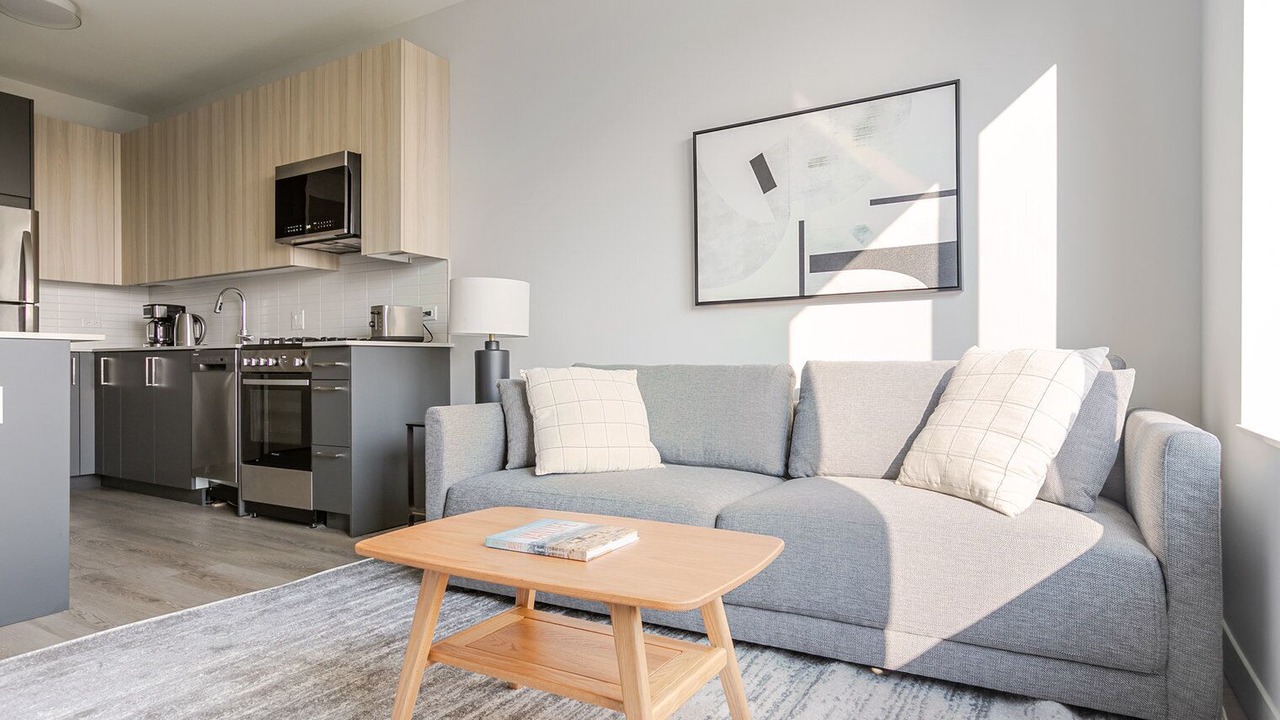 Photo of Livingroom in West Town