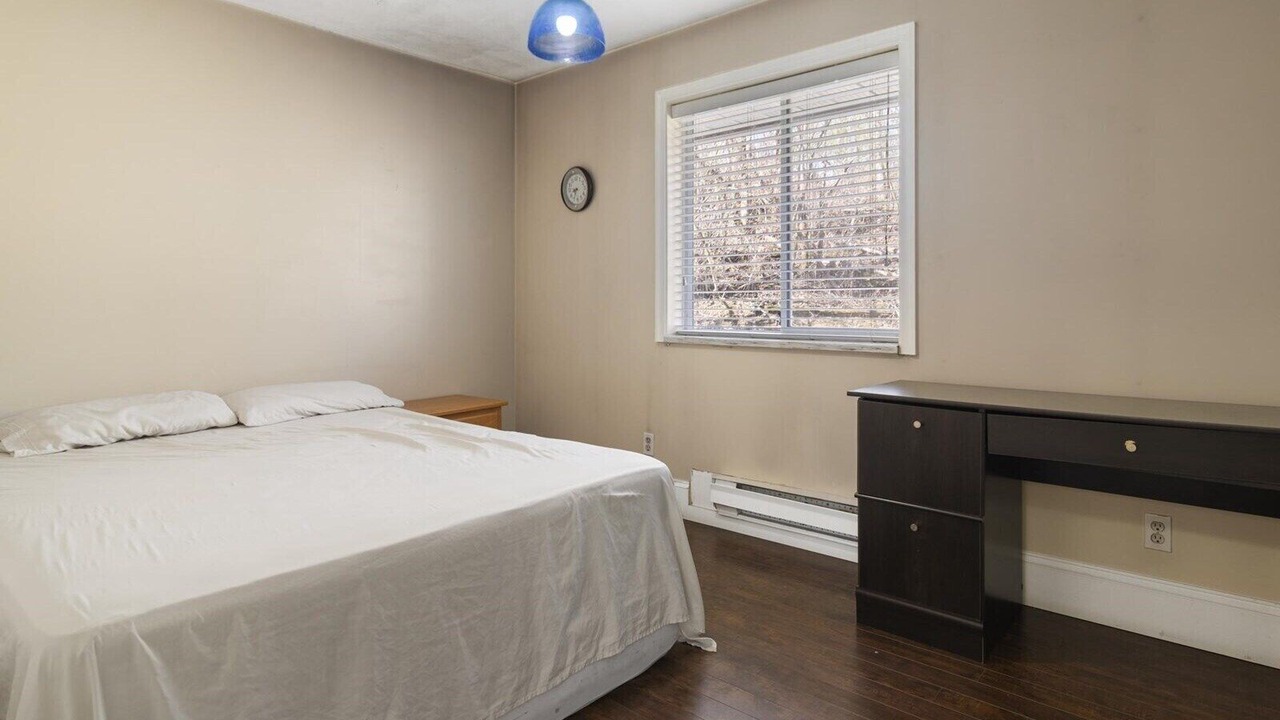Photo of Bedroom in West Abbotsford