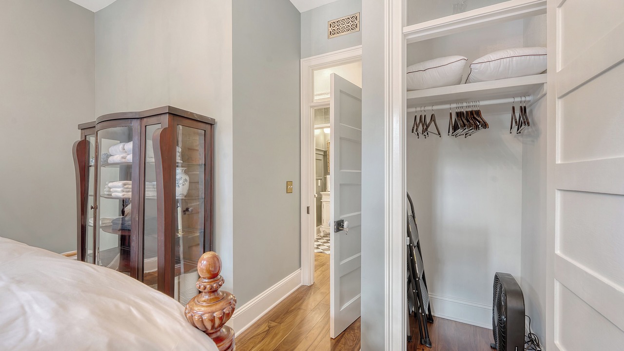 Photo of Bedroom in Summerville Historic District