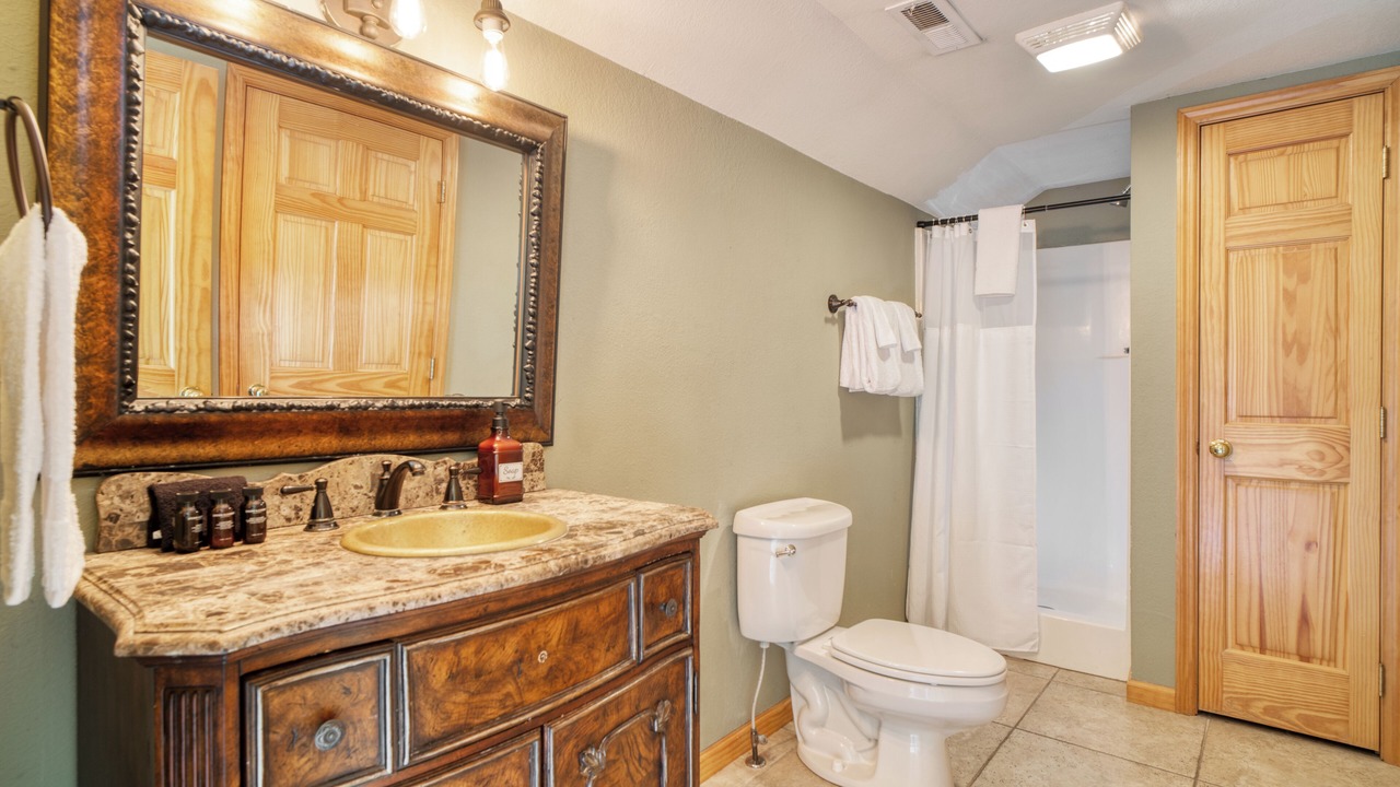 Photo of Bathroom in Chalet Village North