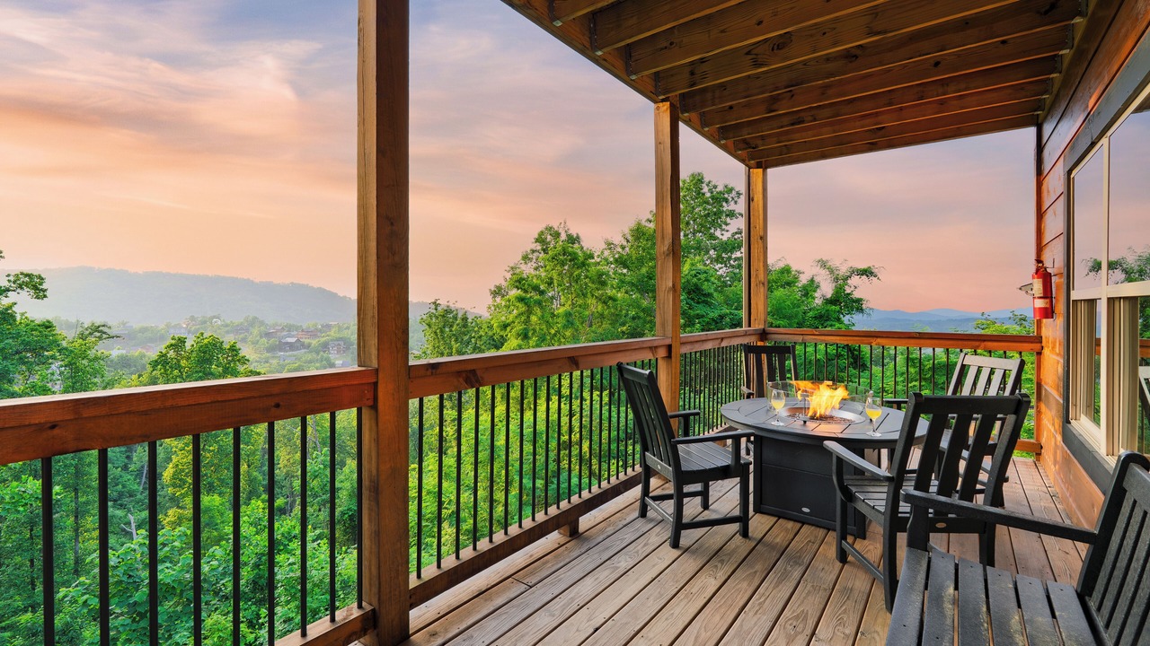 Photo of Patio Balcony in Chalet Village North
