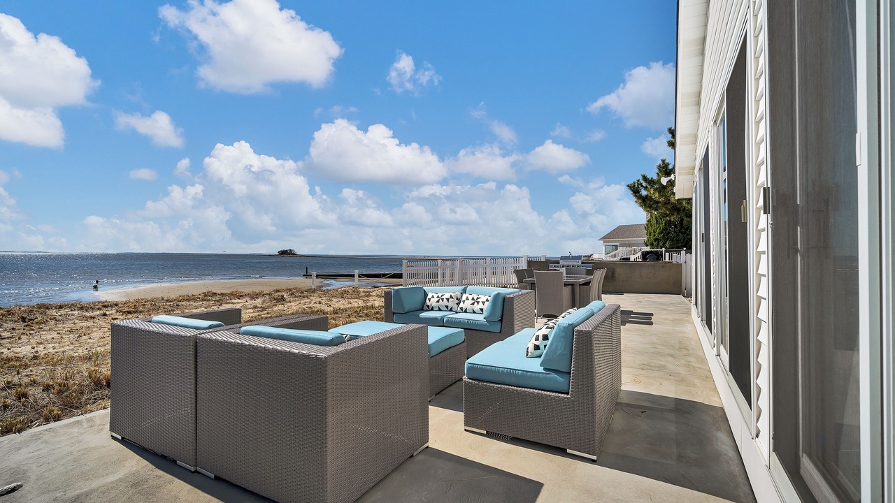 Photo of Patio Balcony in Westbrook Center