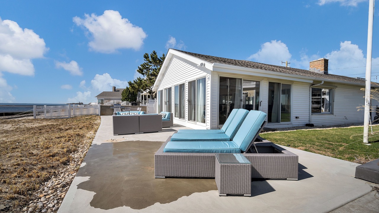 Photo of Patio Balcony in Westbrook Center
