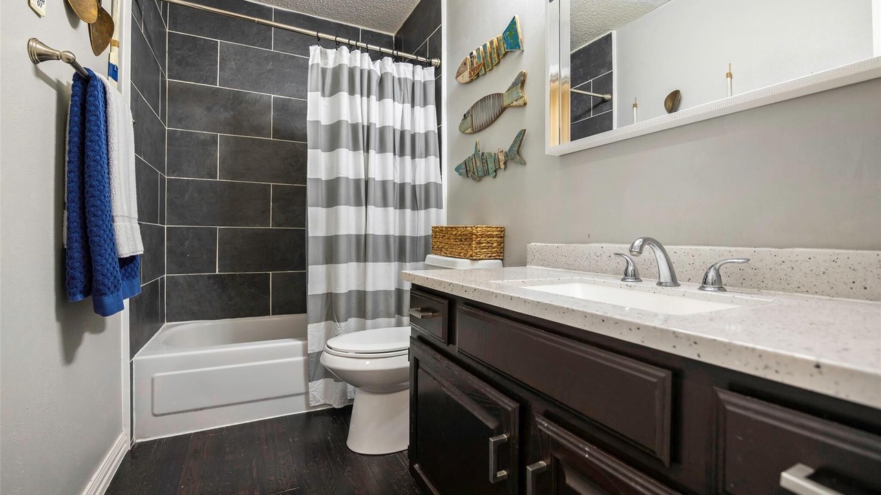 Photo of Bathroom in Rowlett