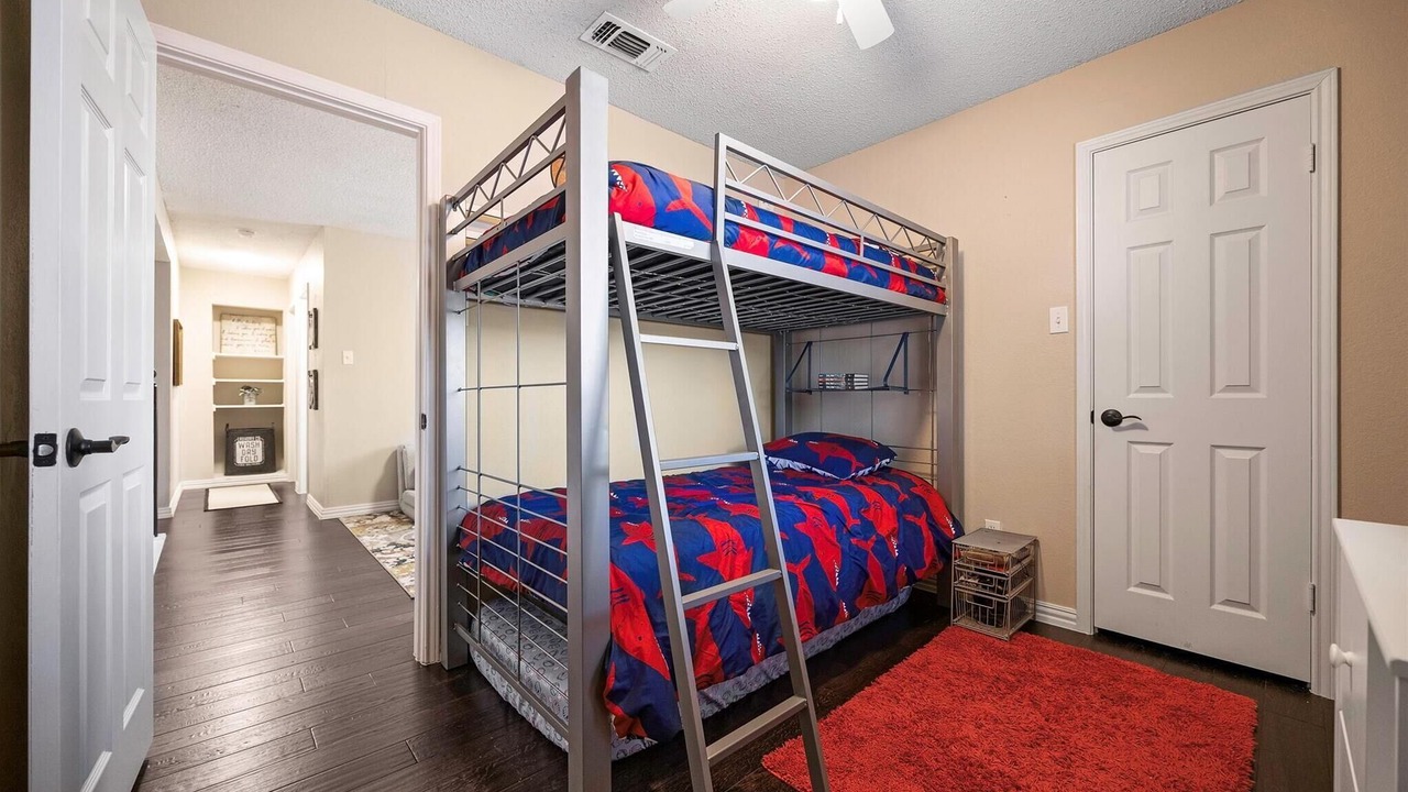 Photo of Bedroom in Rowlett