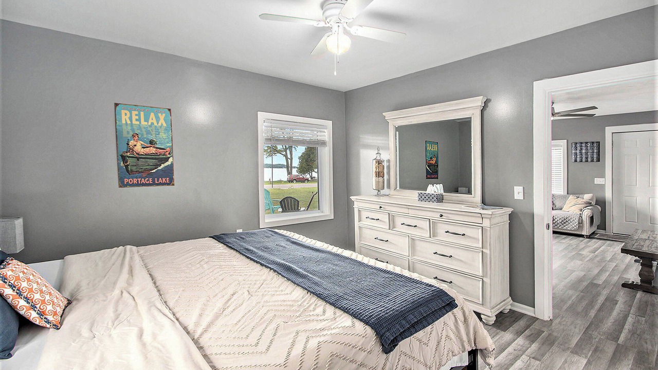 Photo of Bedroom in Onekama