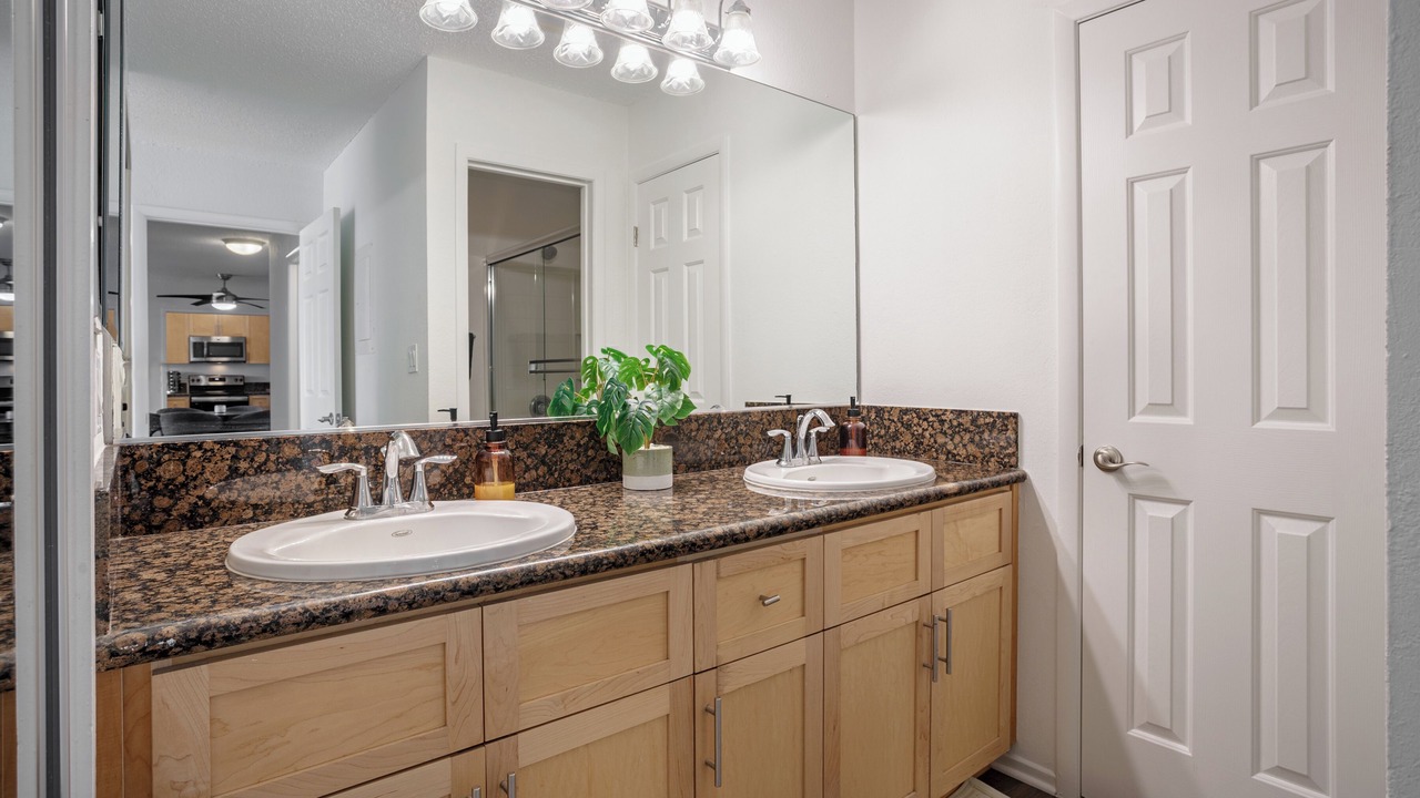Photo of Bathroom in Silver Strand