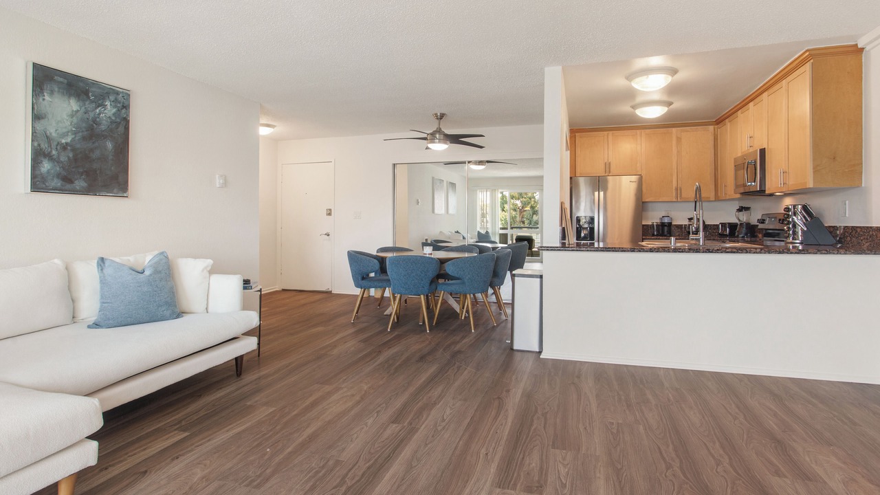 Photo of Livingroom in Silver Strand