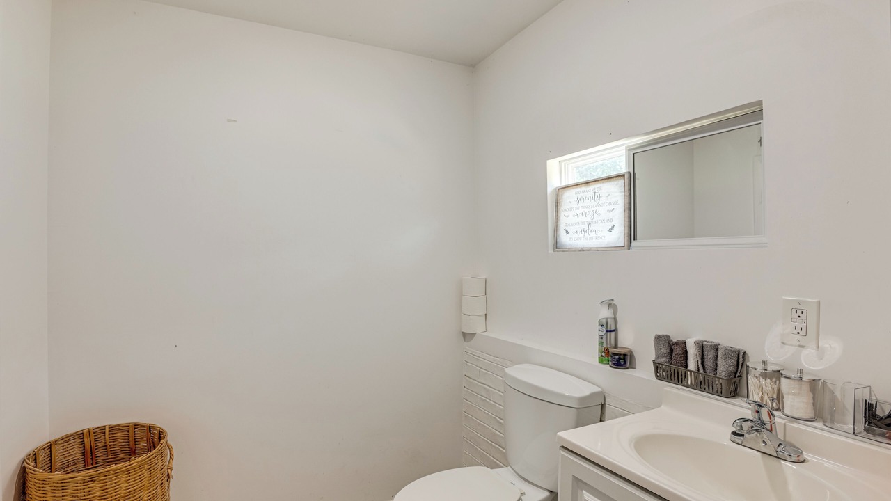 Photo of Bathroom in Baldwin