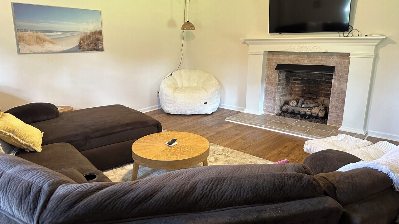 Photo of Livingroom in Lynchburg