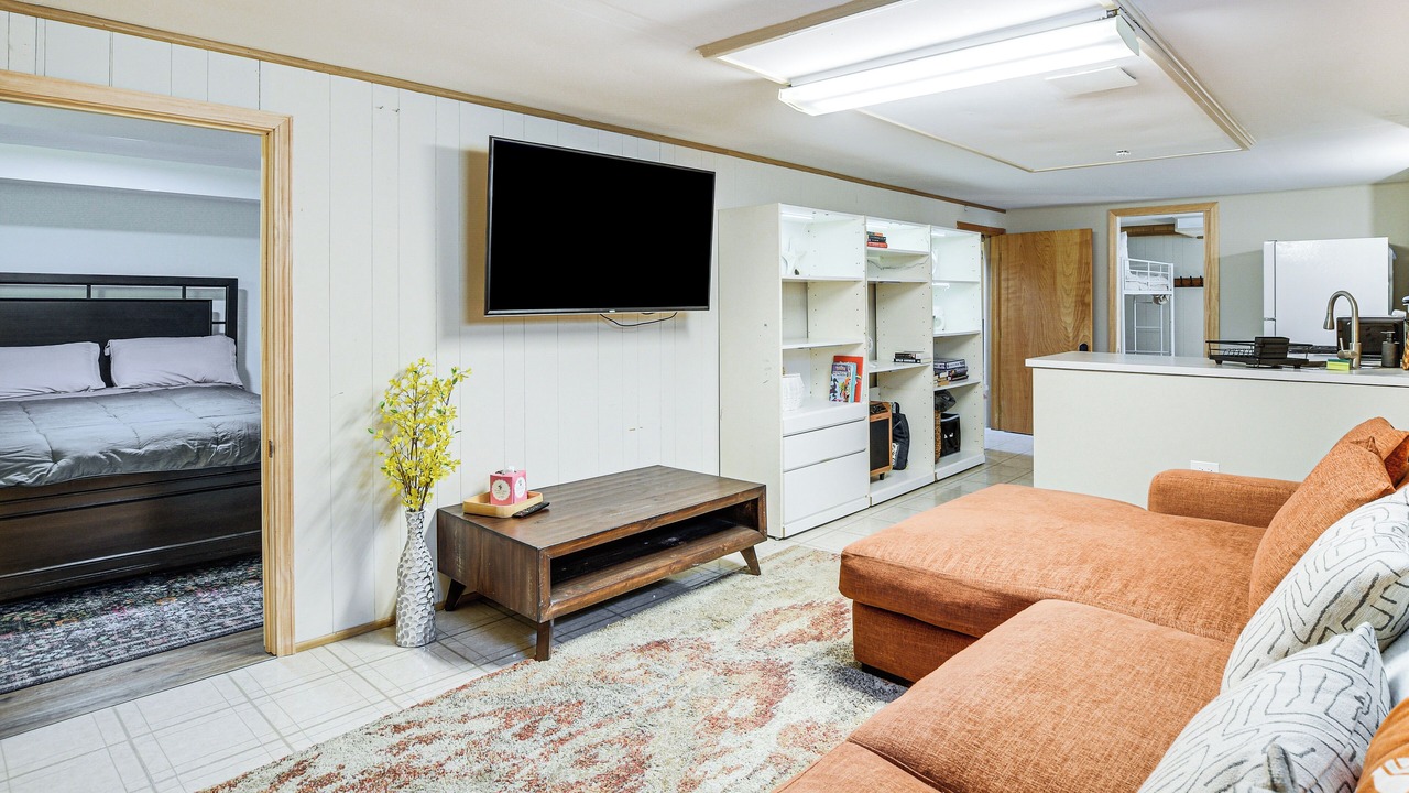 Photo of Bedroom in Evanston