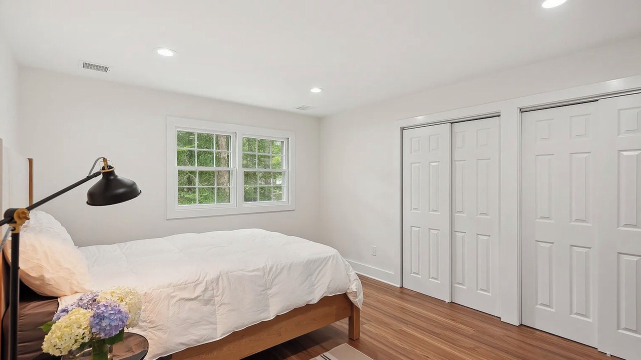 Photo of Bedroom in Clearwater Beach
