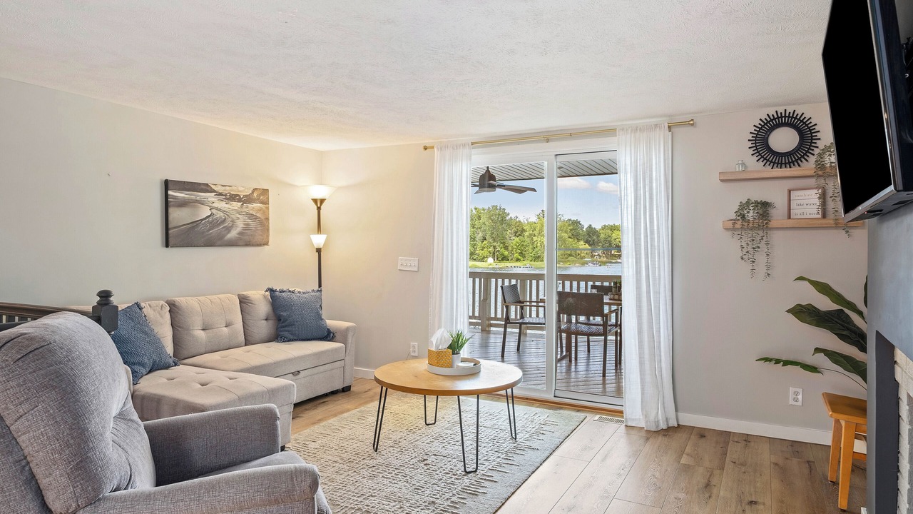 Photo of Livingroom in Smyrna