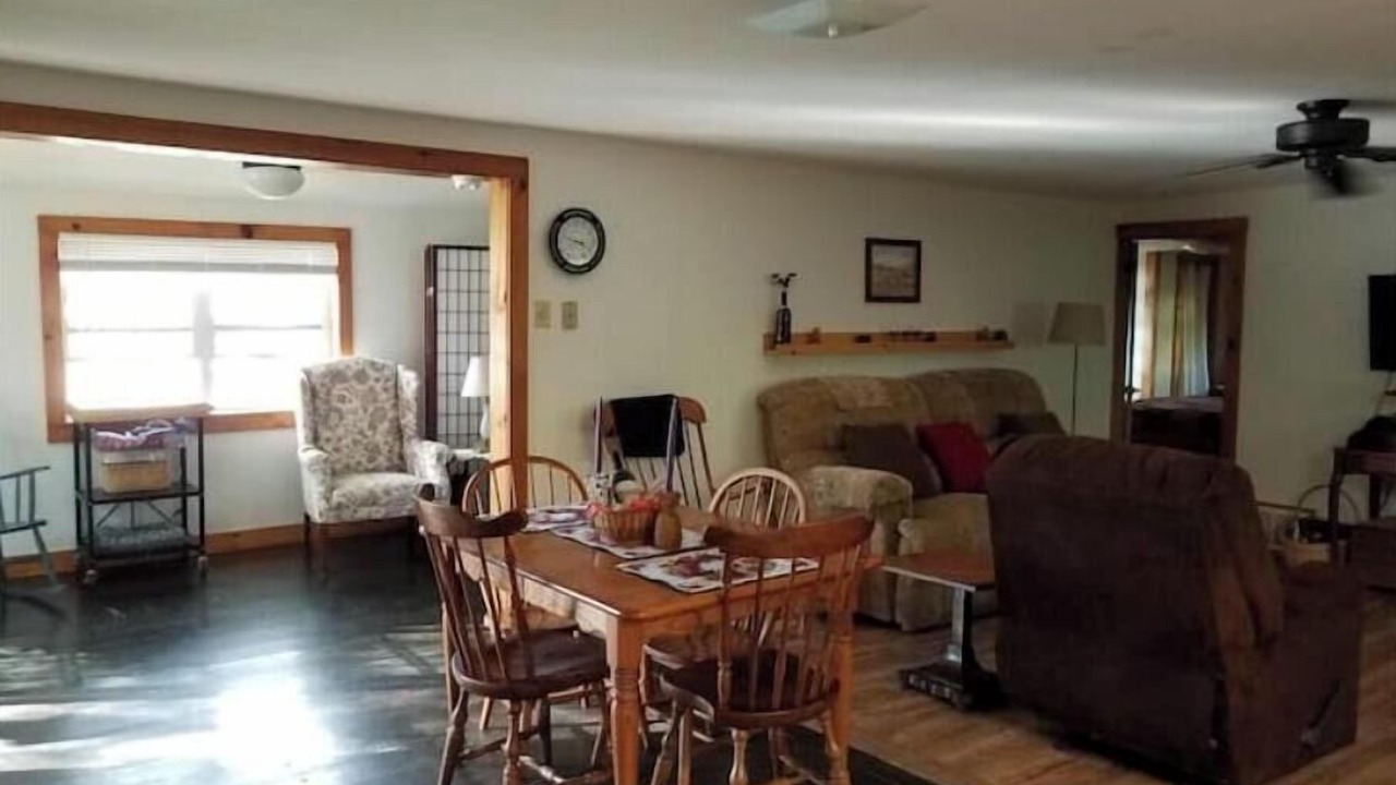 Photo of Livingroom in Bridport