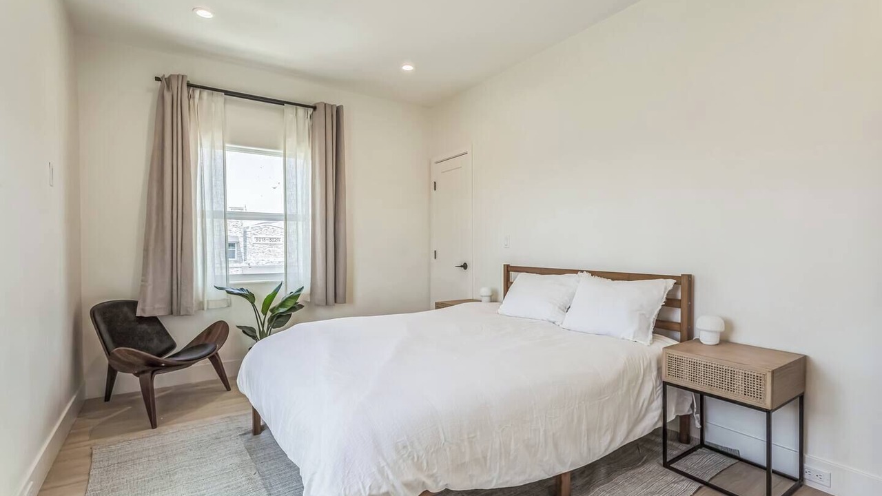 Photo of Bedroom in Downtown Los Angeles