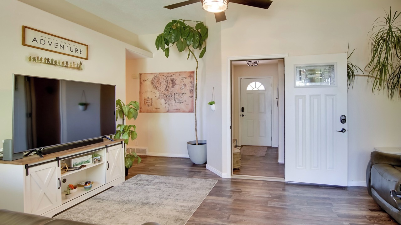 Photo of Livingroom in Cedar City