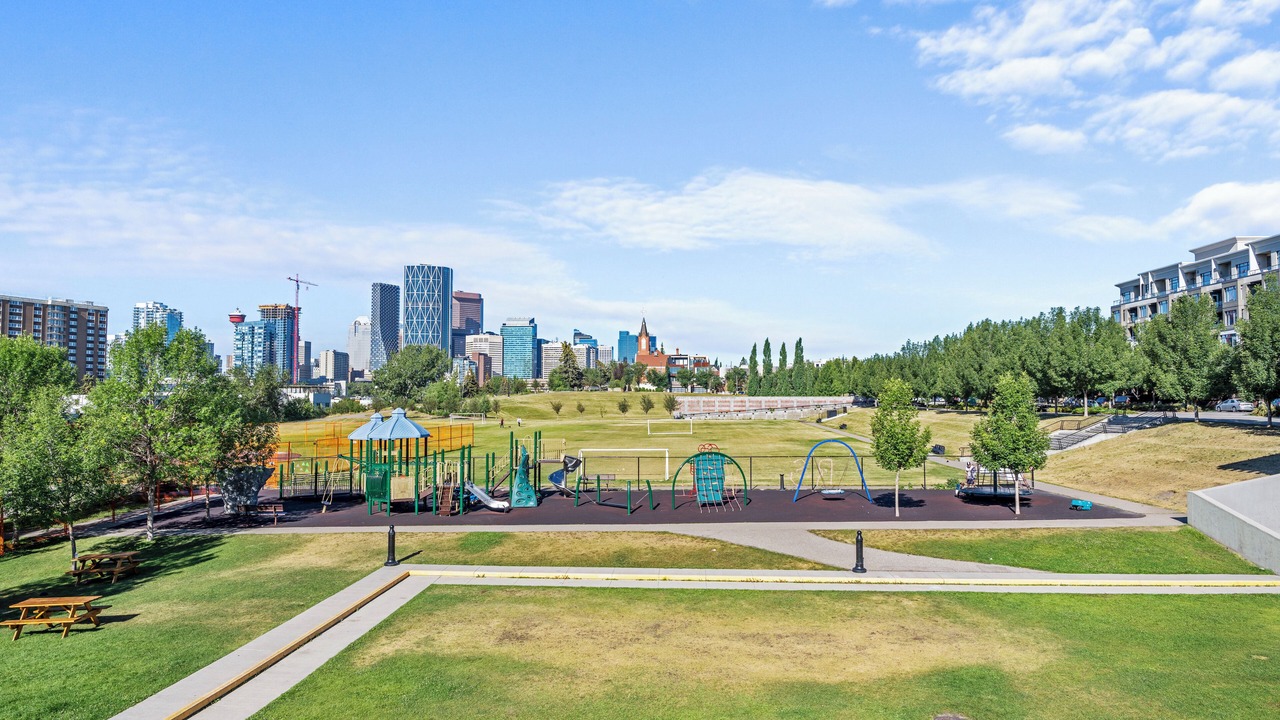 Photo of Others in Crescent Heights