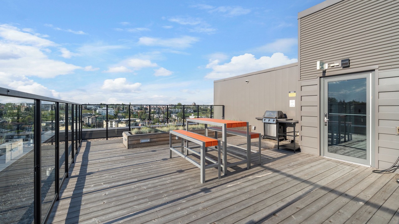 Photo of Outdoor in Crescent Heights
