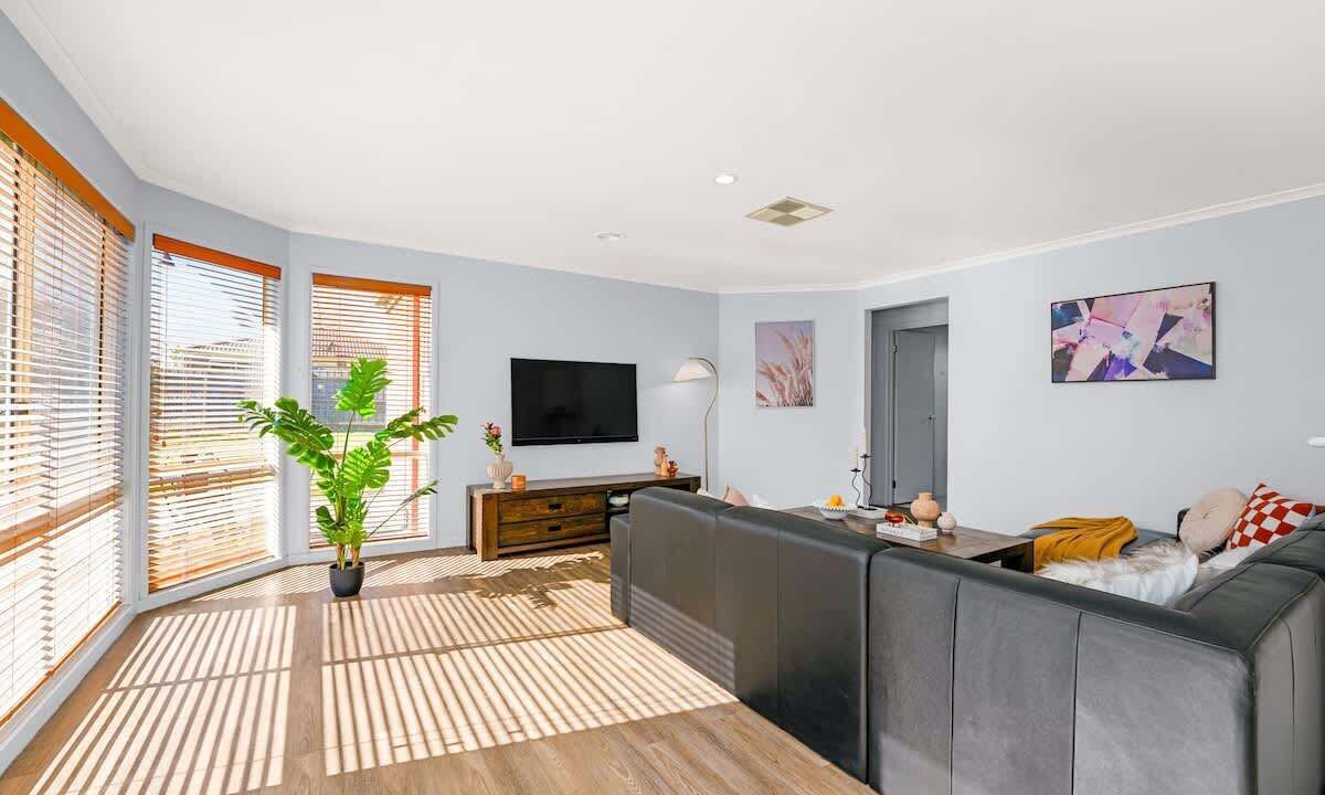 Photo of Livingroom in Narre Warren South
