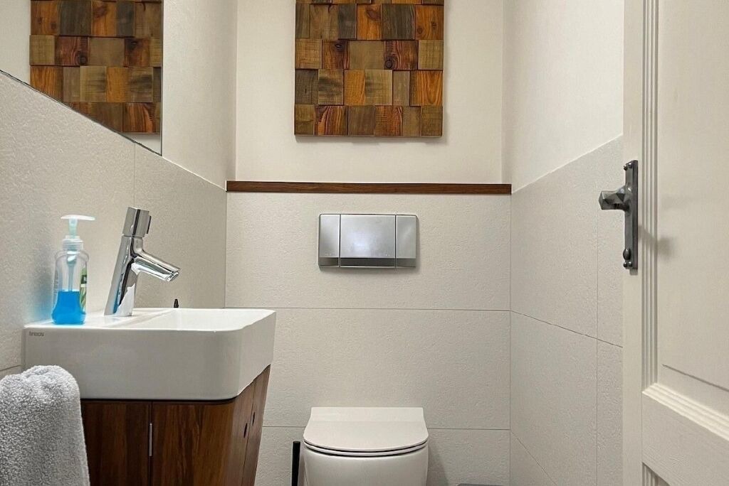 Photo of Bathroom in Mickten