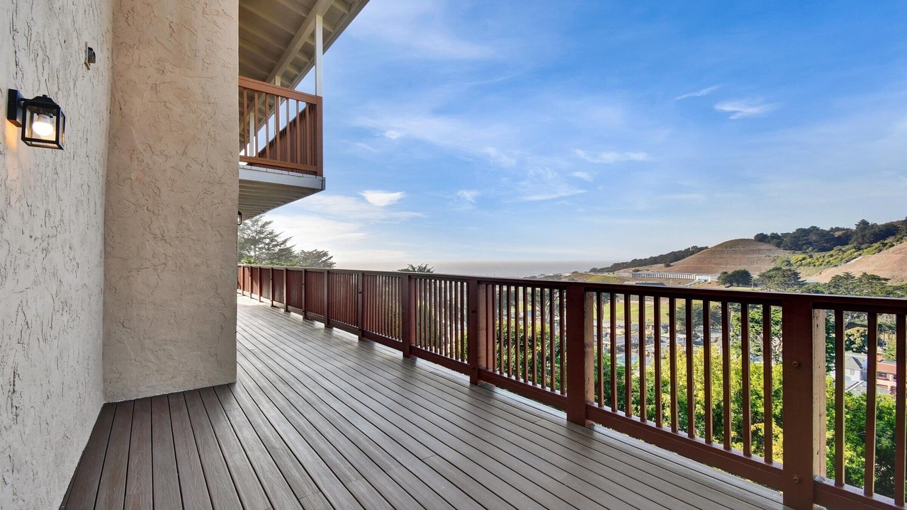 Photo of Patio Balcony in Sharp Park