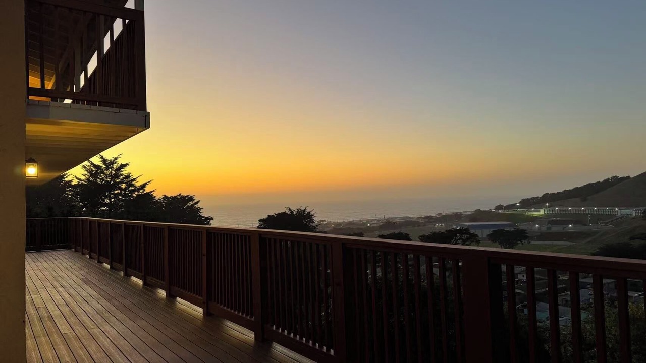 Photo of Patio Balcony in Sharp Park