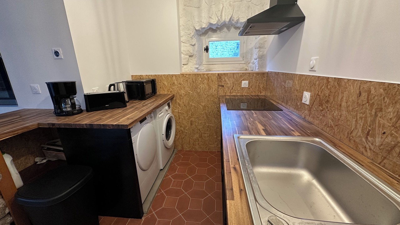 Photo of Kitchen in Dunieres