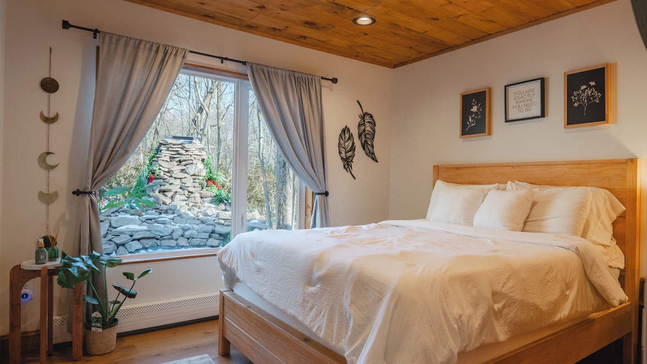 Photo of Bedroom in Newfoundland