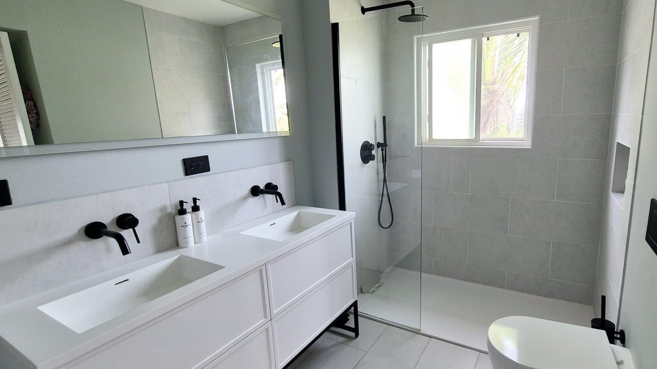 Photo of Bathroom in Frigate Bay