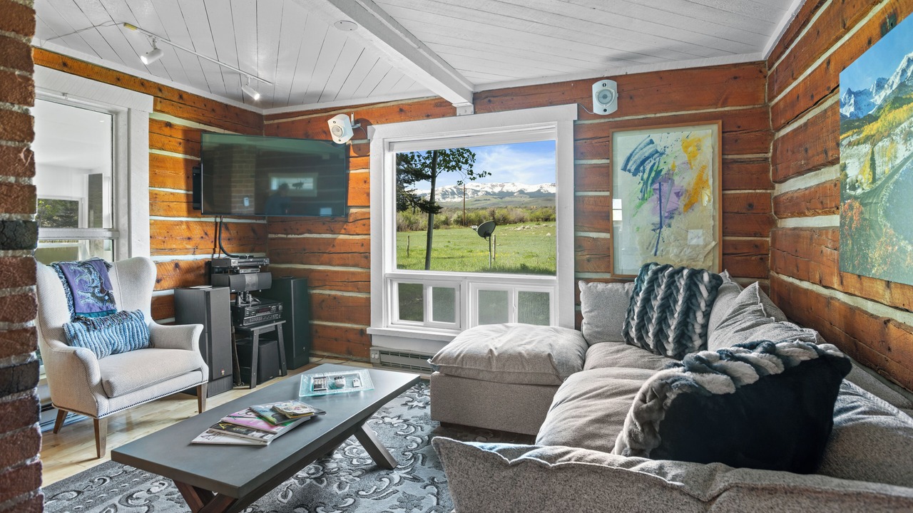 Photo of Livingroom in Snowmass Village