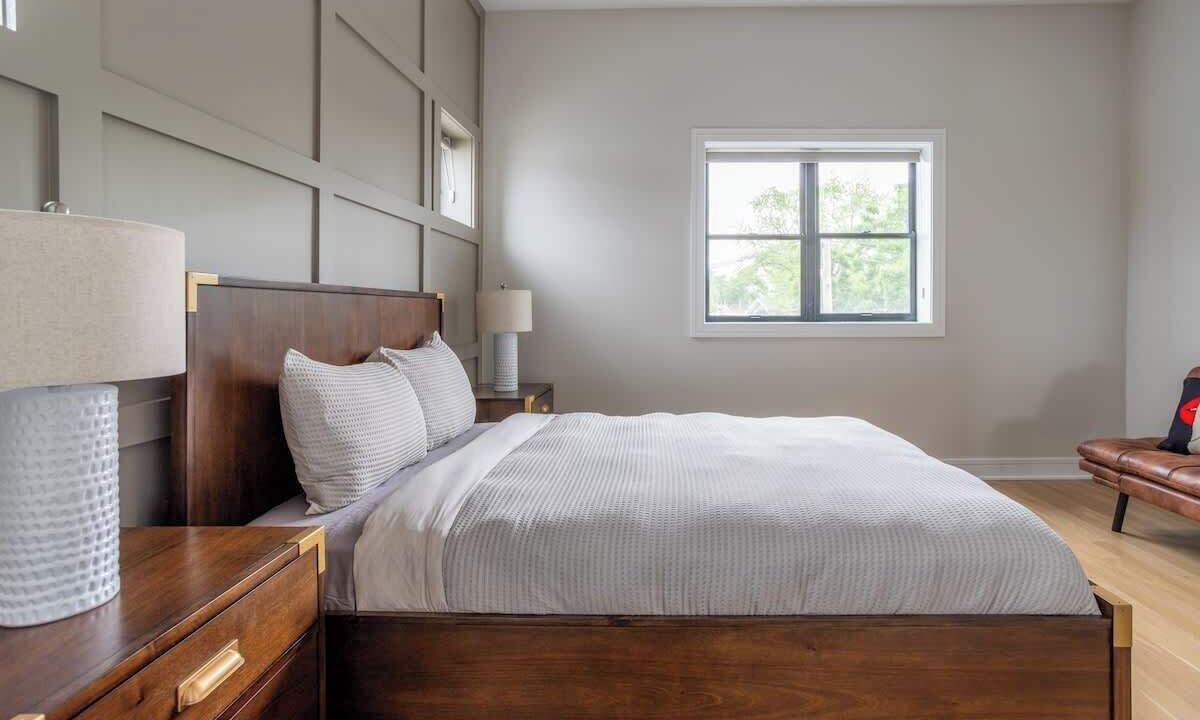 Photo of Bedroom in West Lakeview