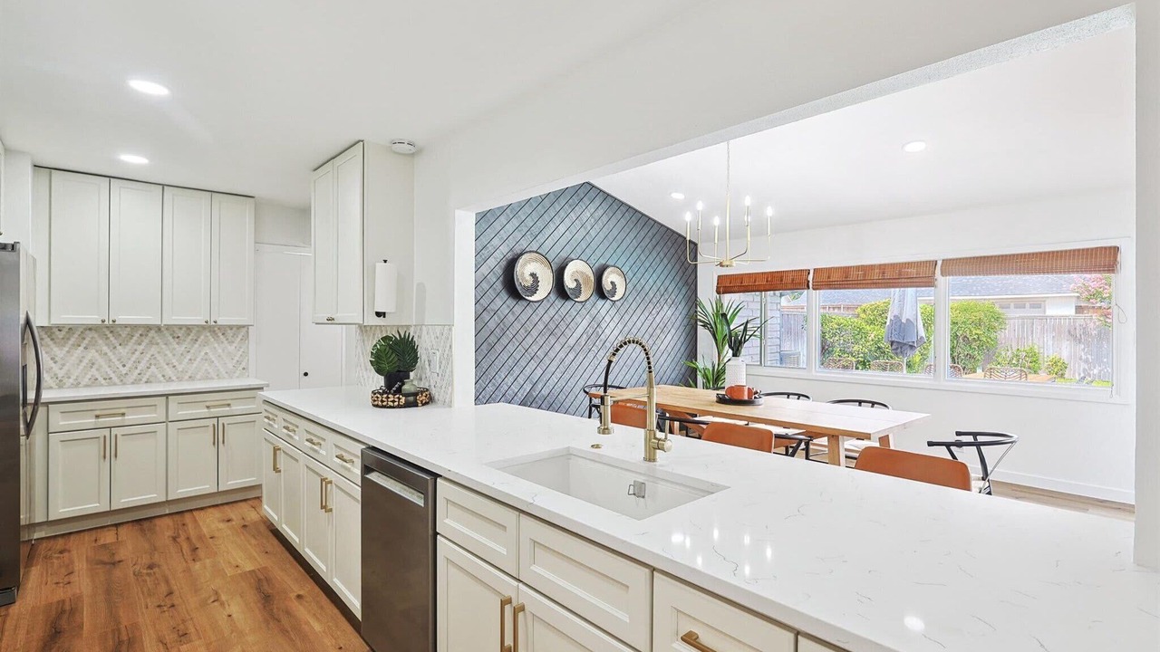 Photo of Kitchen in Far North Dallas
