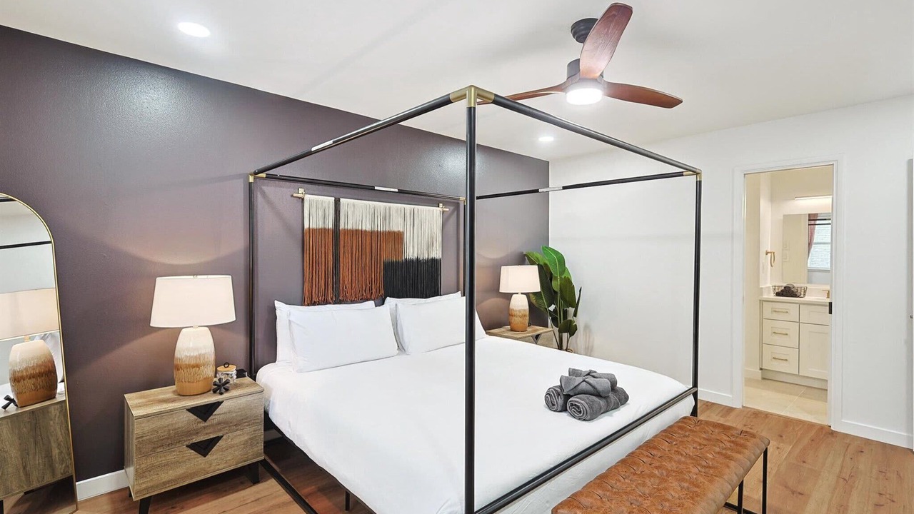 Photo of Bedroom in Far North Dallas