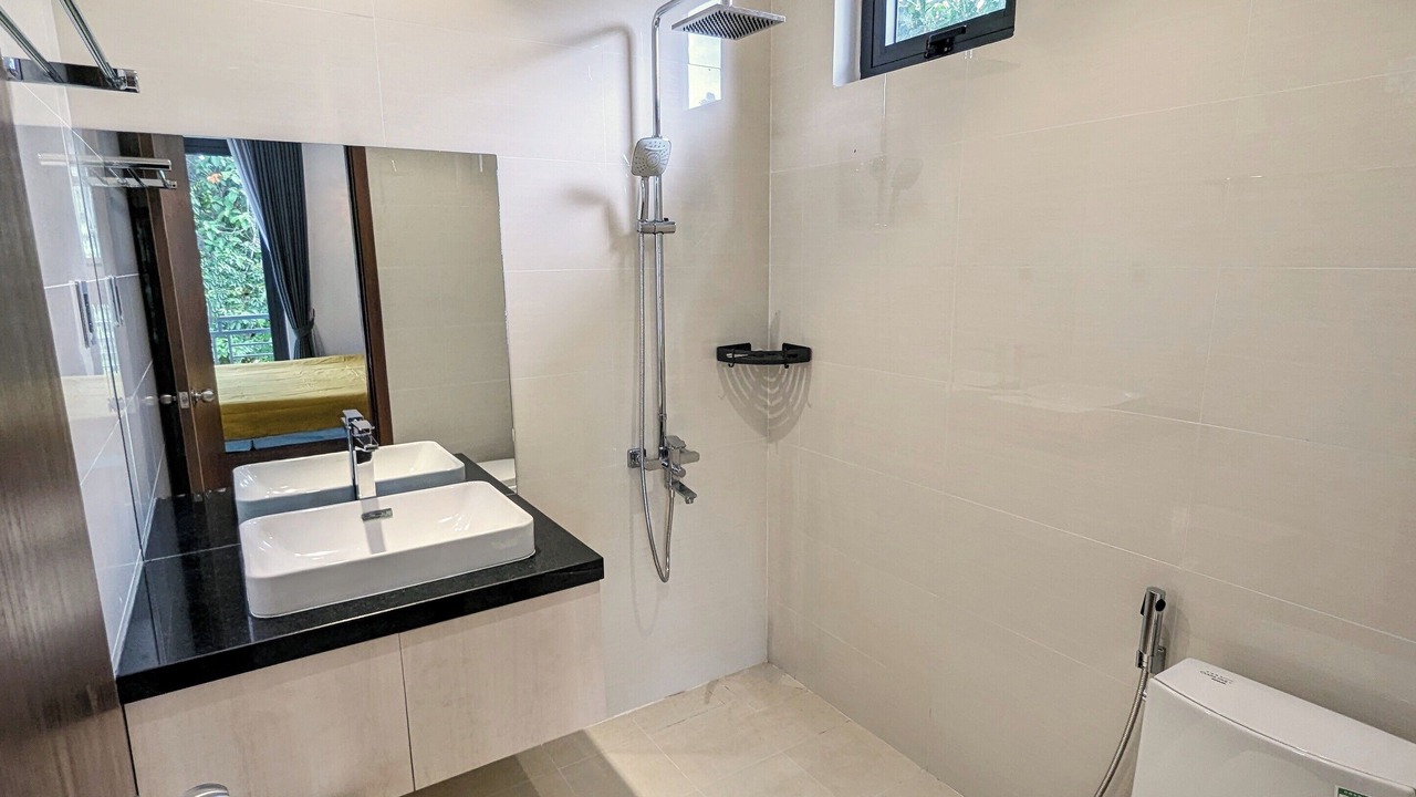 Photo of Bathroom in Cua Lap