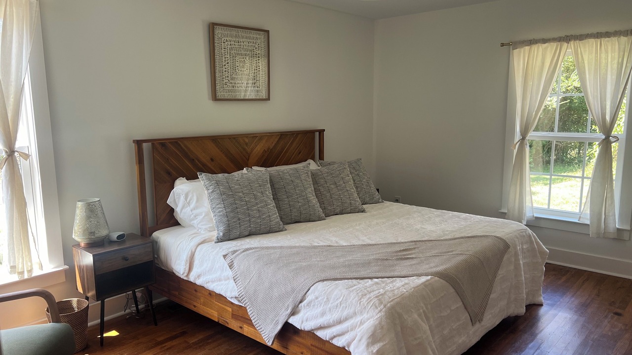 Photo of Bedroom in Whites Creek