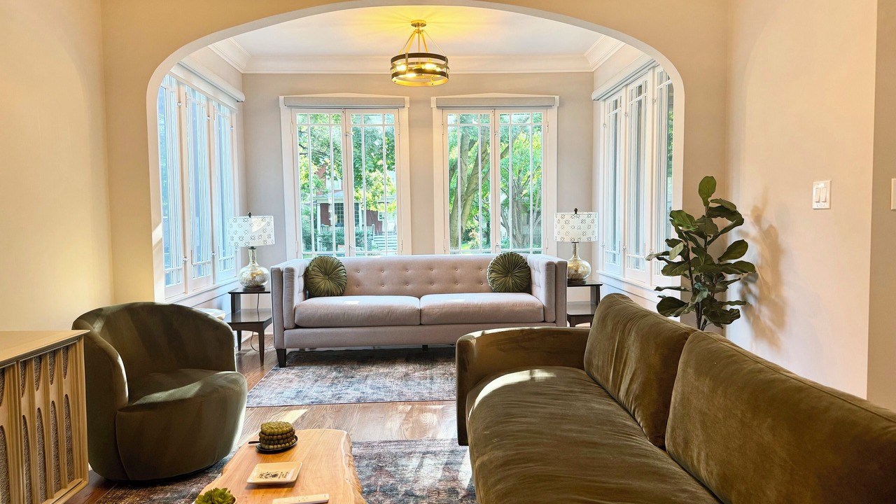 Photo of Livingroom in Oak Park