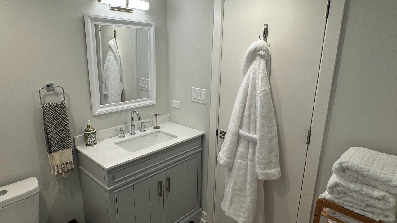 Photo of Bathroom in Oak Park