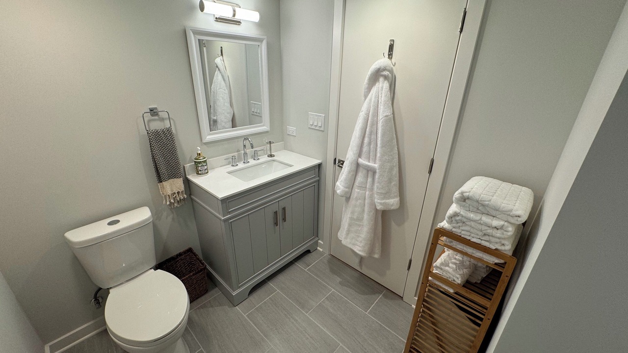 Photo of Bathroom in Oak Park
