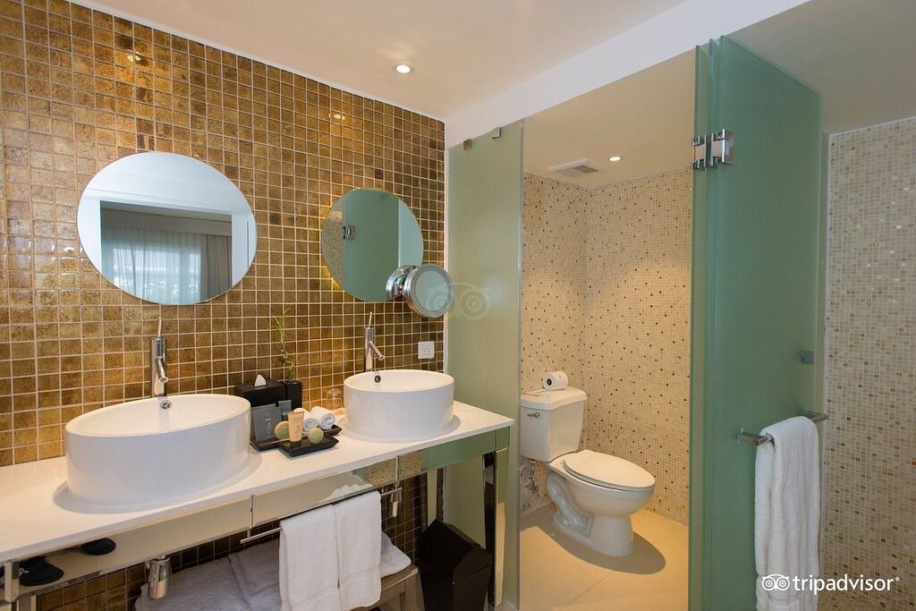 Photo of Bathroom in Orange Bay
