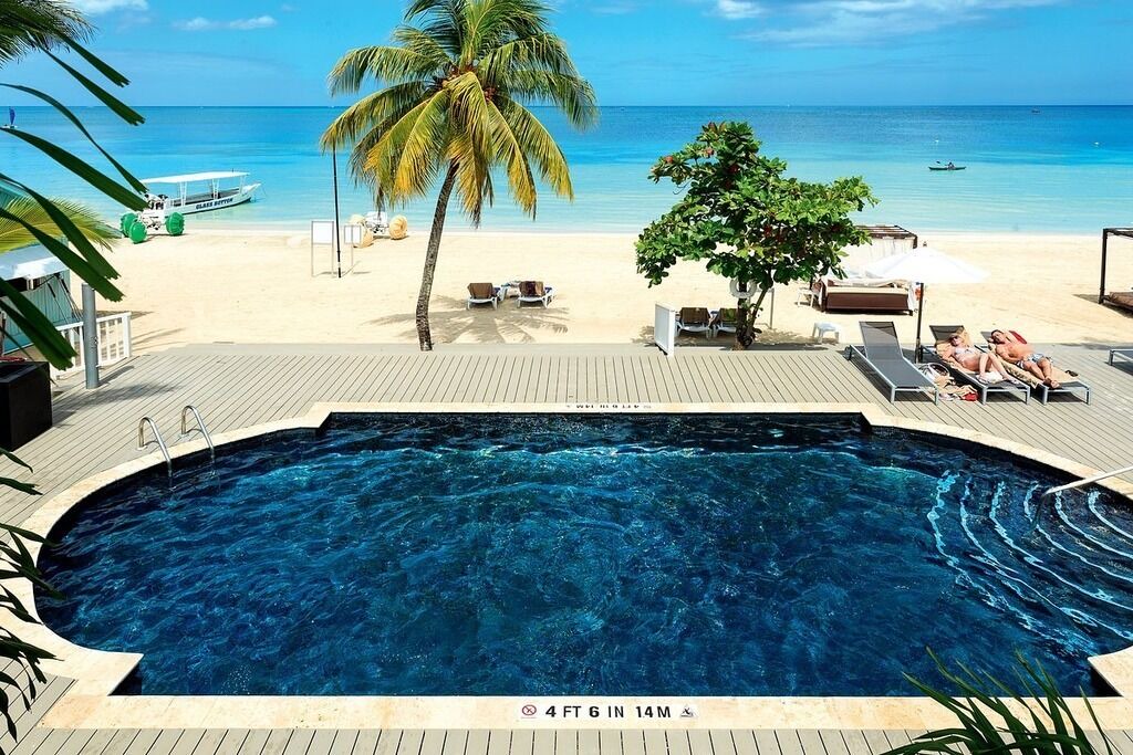 Photo of Outdoor in Orange Bay