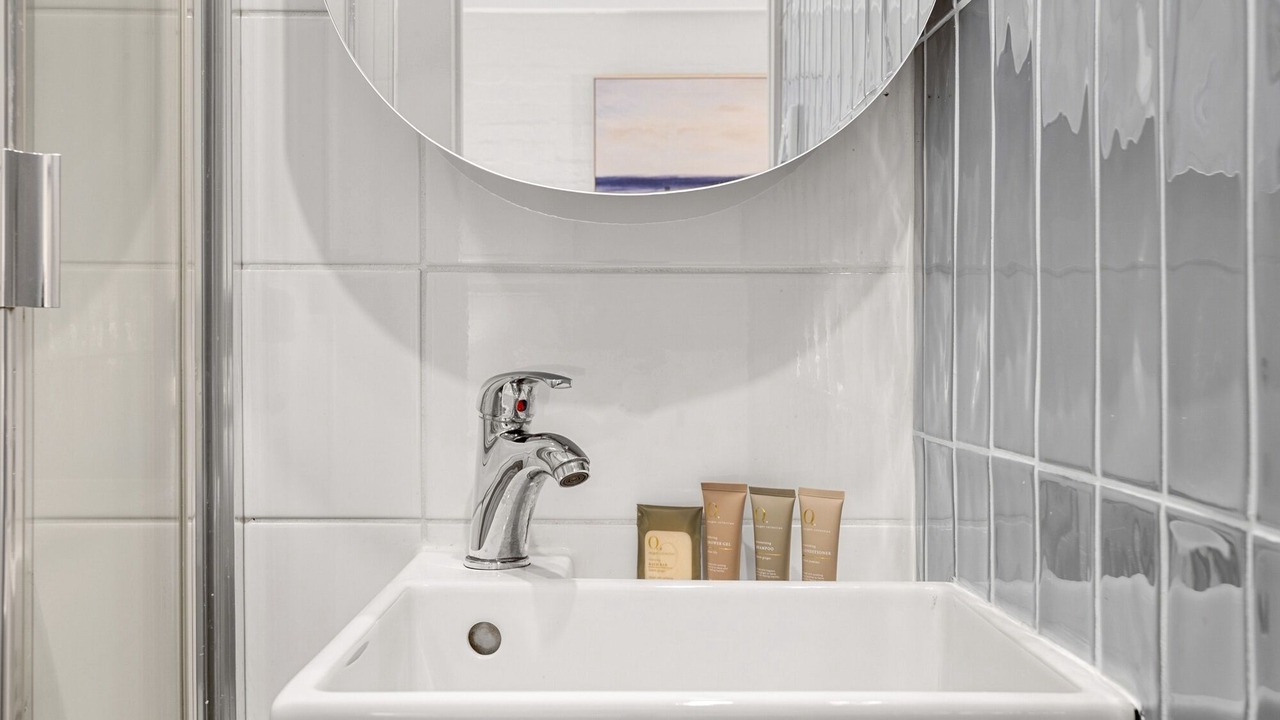 Photo of Bathroom in St Kilda West