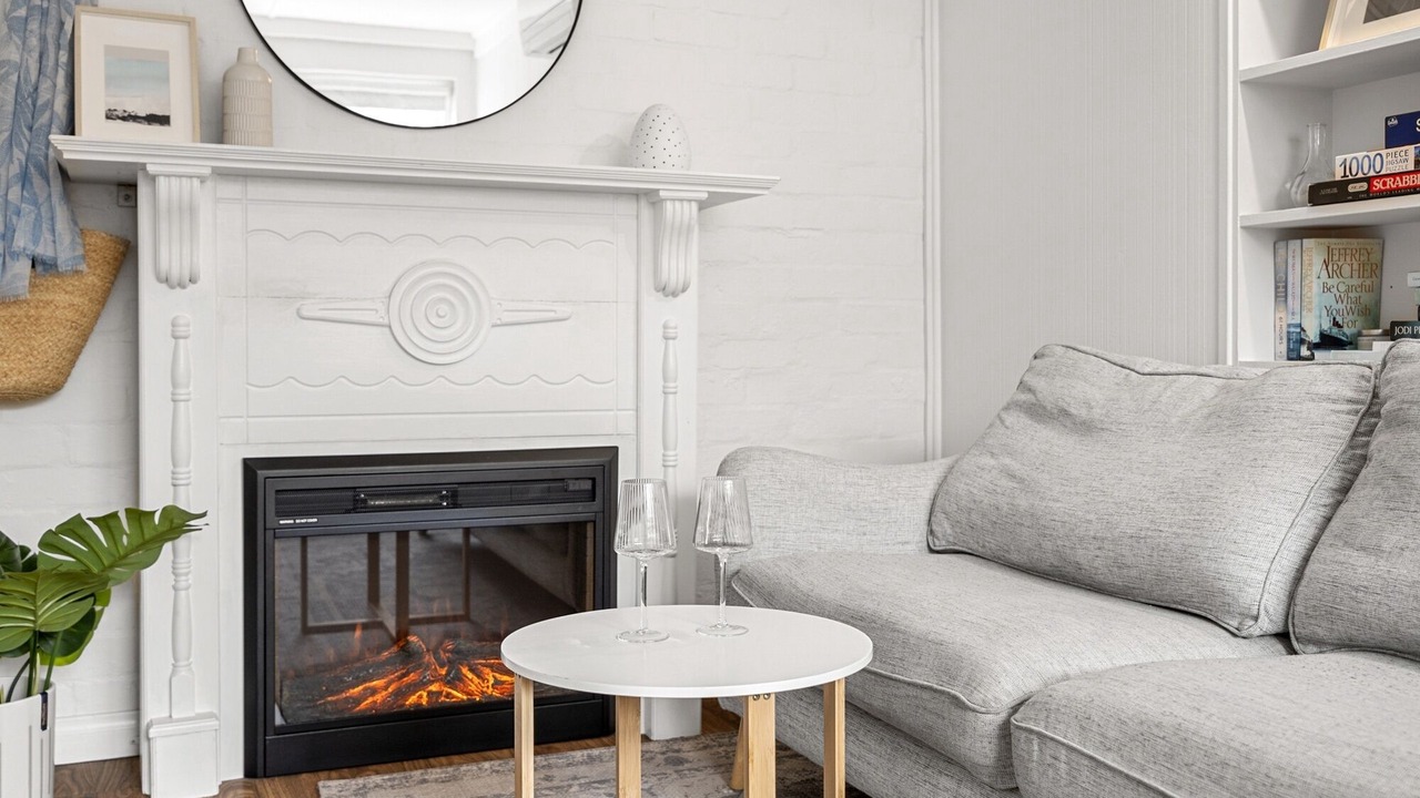 Photo of Livingroom in St Kilda West