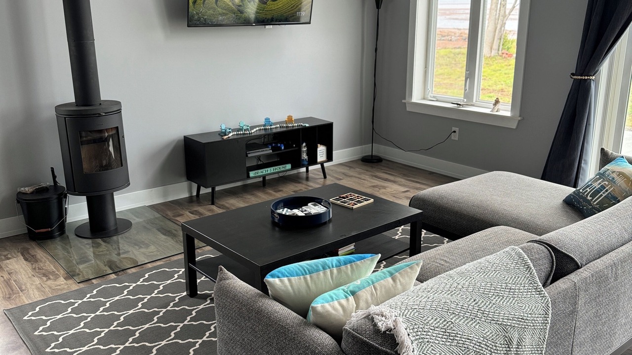 Photo of Livingroom in Amherst