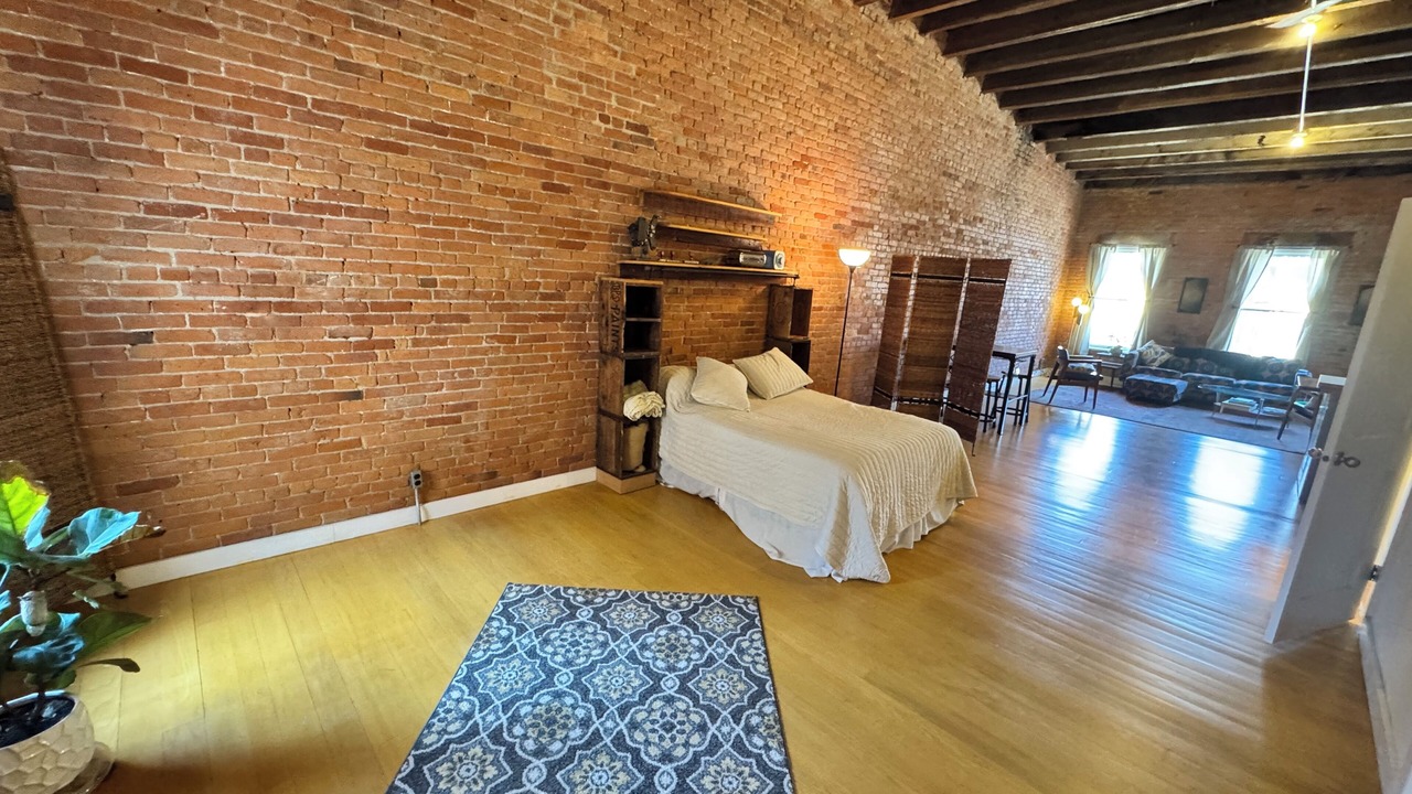 Photo of Bedroom in Troy