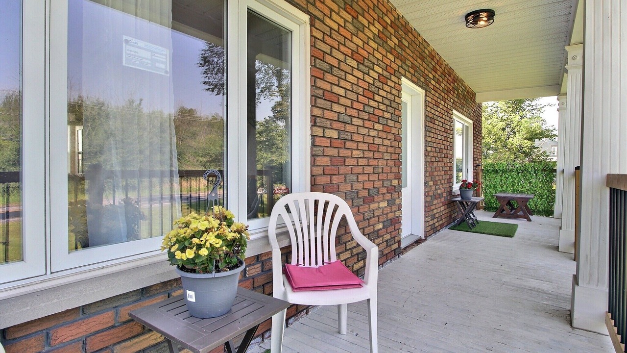 Photo of Patio Balcony in Saint-Hubert