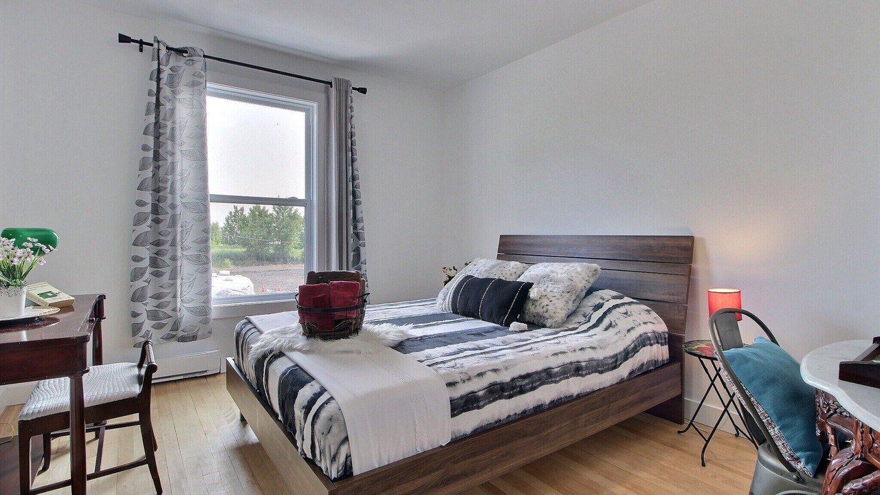 Photo of Bedroom in Saint-Hubert