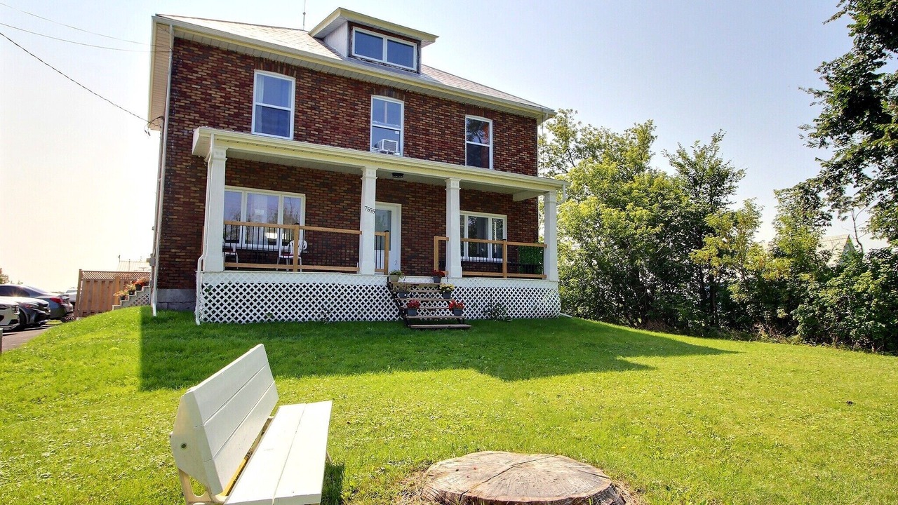 Photo of Patio Balcony in Saint-Hubert
