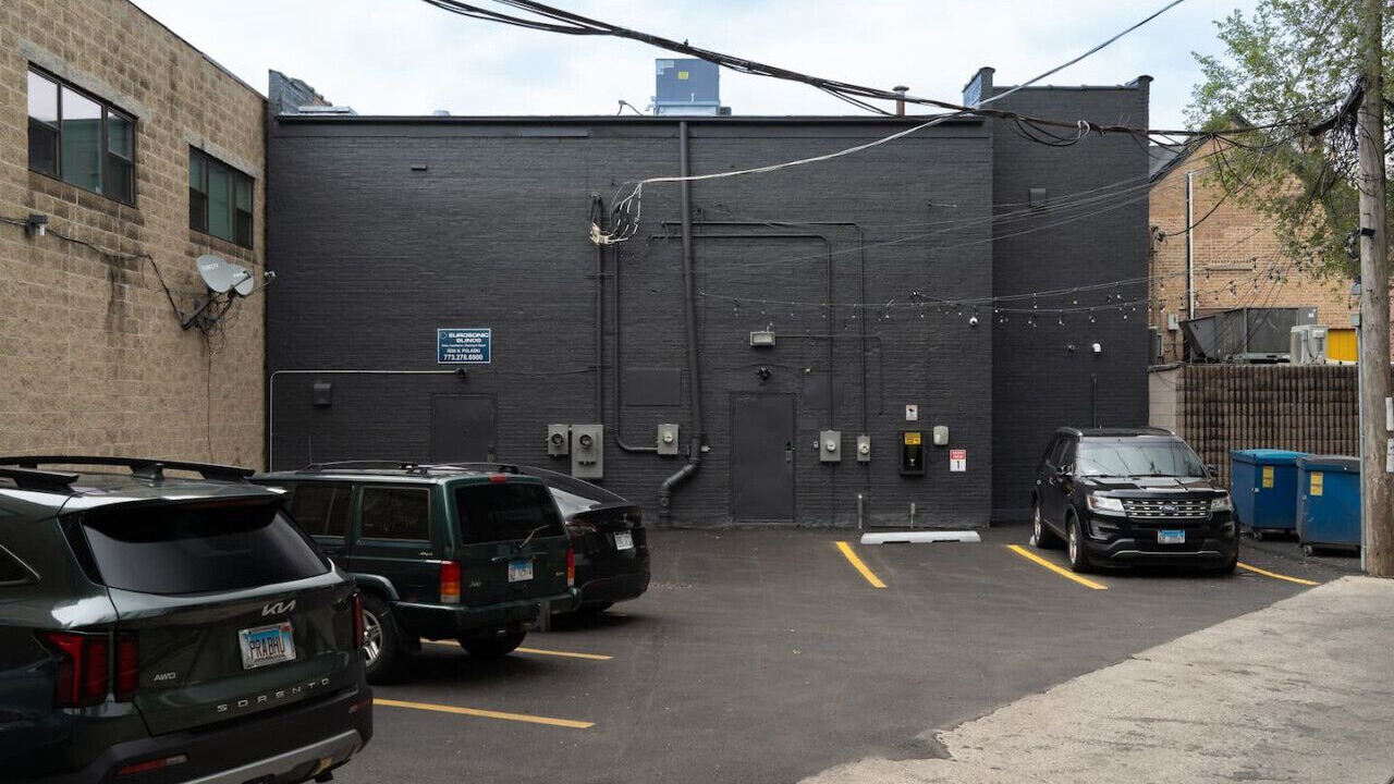 Photo of Outdoor in Irving Park