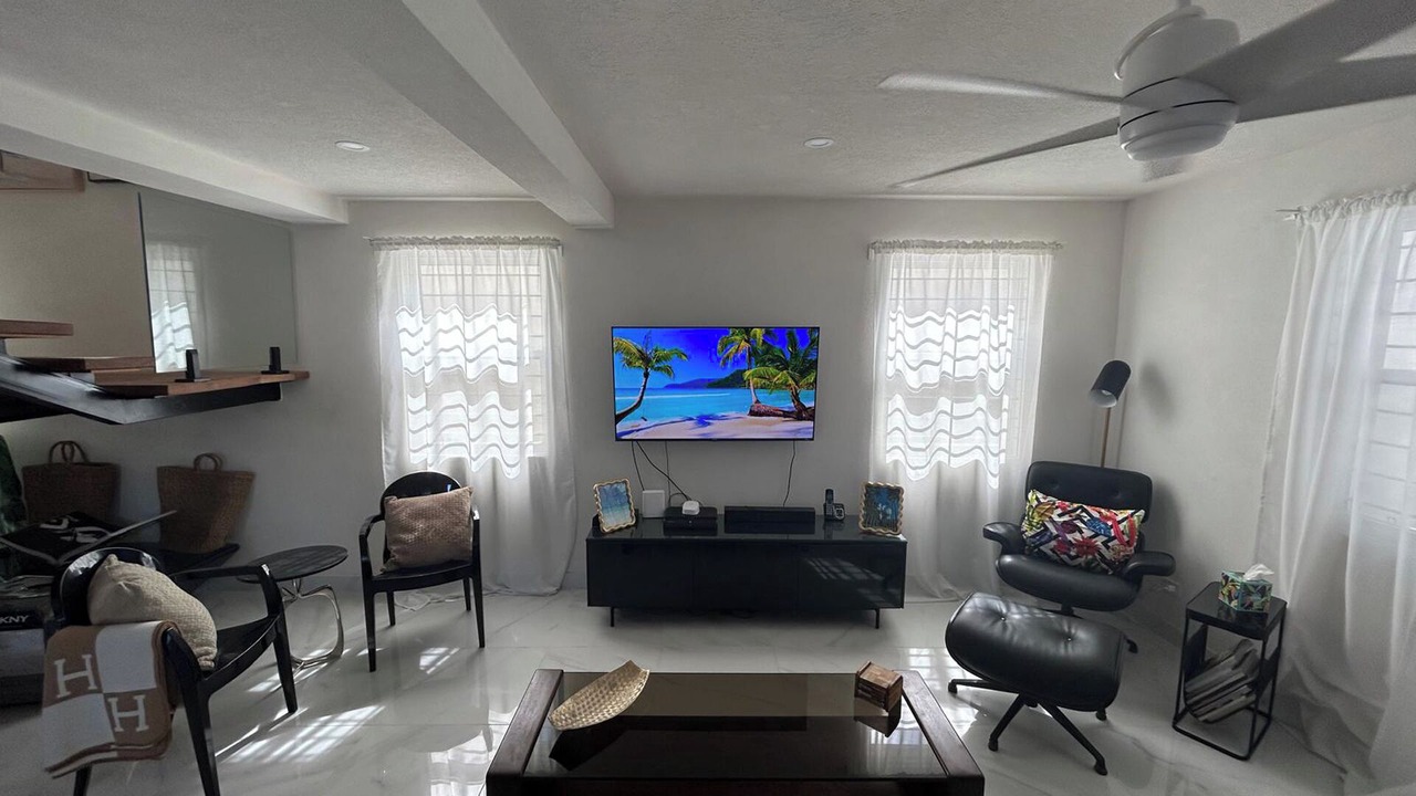 Photo of Livingroom in Fitts Village